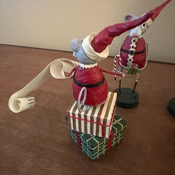 Festive Holiday Elf and Mouse Figurine Set - Picture 3 of 7